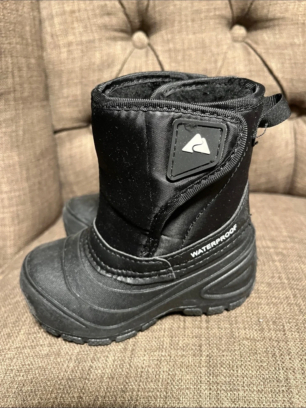 Ozark Trail waterproof toddler shell winter boots size 6